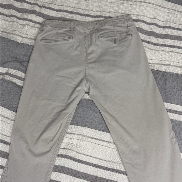Dockers Men's Light Gray Chinos - Picture 4 of 4